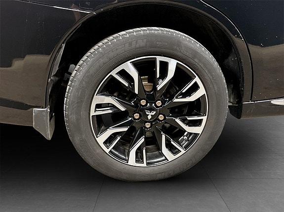 Mitsubishi Outlander 18 of 19