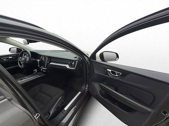 Volvo V60 30 of 30