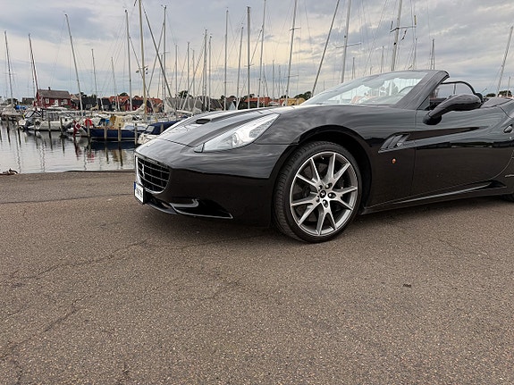 Ferrari California 7 of 15