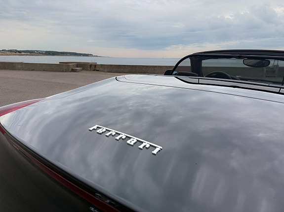 Ferrari California 10 of 15