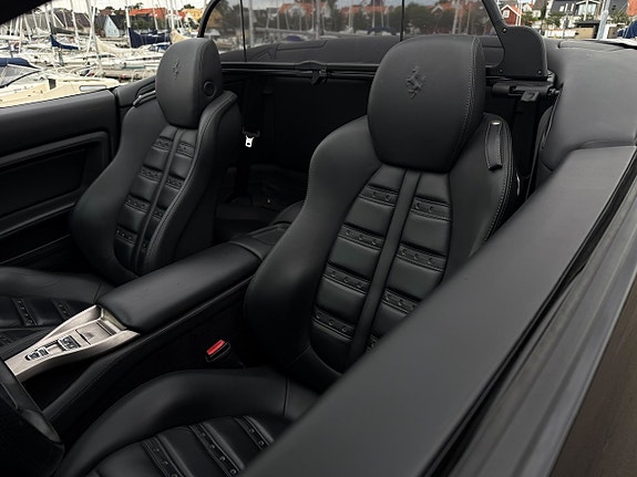 Ferrari California 12 of 15