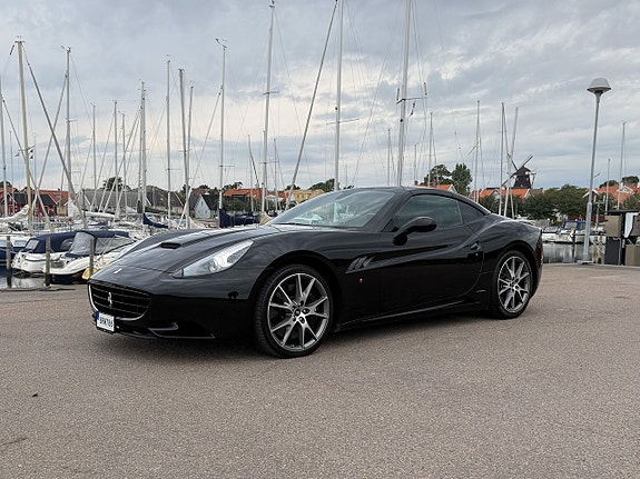 Ferrari California 4 of 5