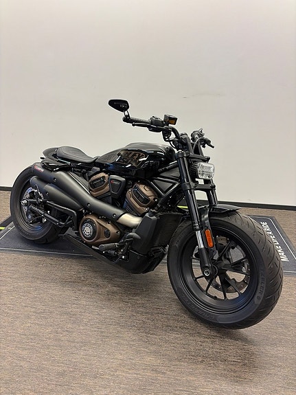Harley-Davidson SPORTSTER S 1250 2 of 4