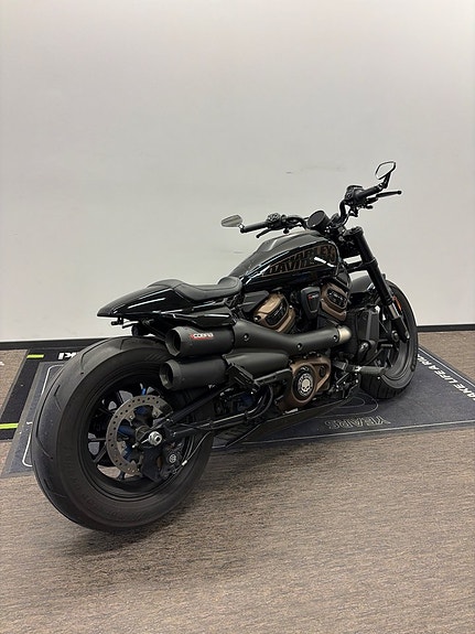 Harley-Davidson SPORTSTER S 1250 3 of 4