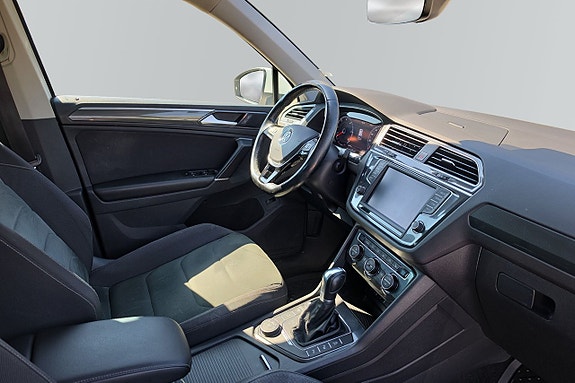 Volkswagen Tiguan 8 of 10