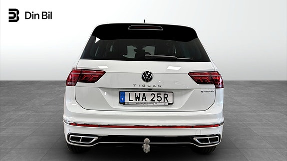 Volkswagen Tiguan 5 of 5