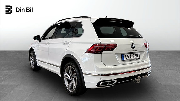 Volkswagen Tiguan 3 of 5