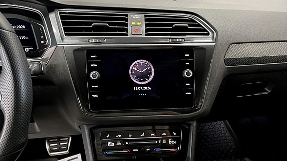 Volkswagen Tiguan 9 of 12