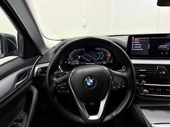 BMW 520d 13 of 17