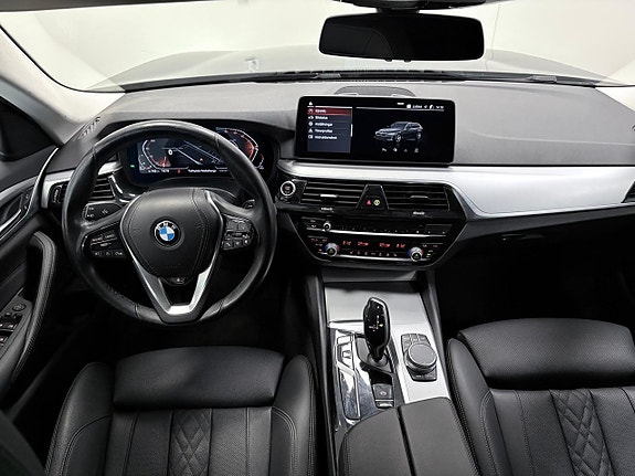 BMW 520d 12 of 17