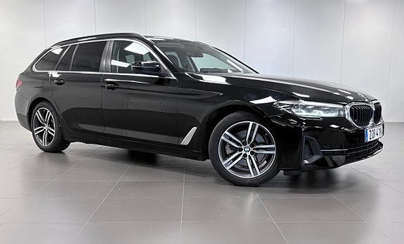 BMW 520d 2 of 5