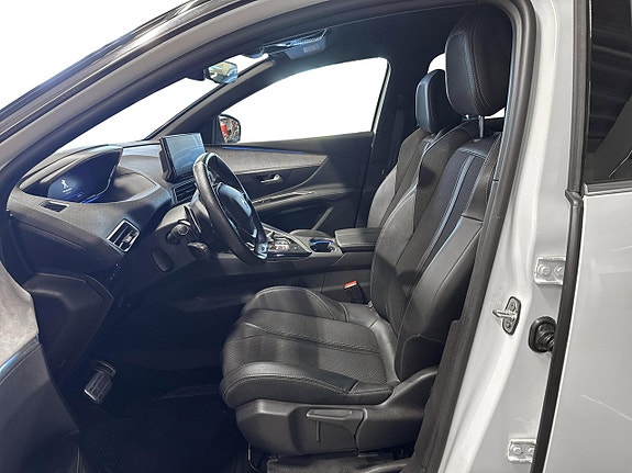 Peugeot 3008 7 of 21