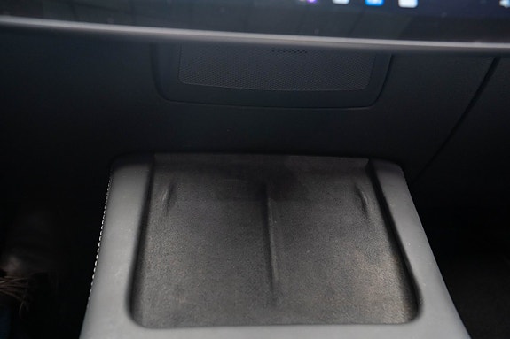 Tesla Model 3 22 of 23