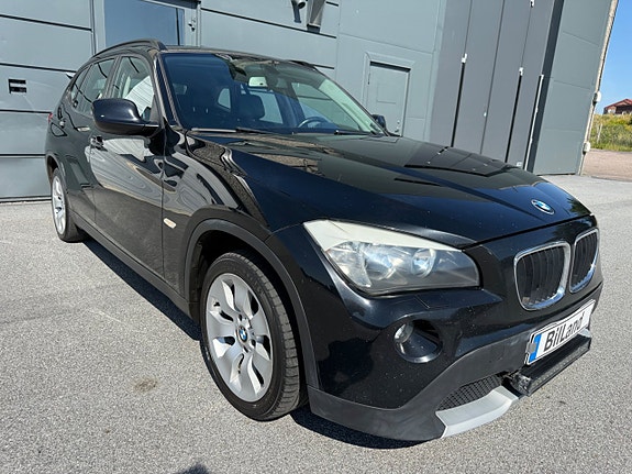 BMW X1 3 of 5