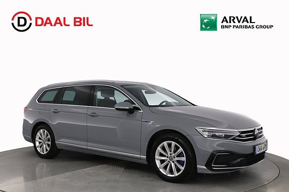 Volkswagen Passat 4 of 27