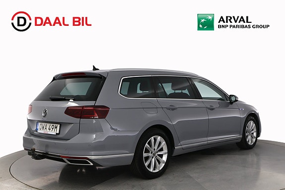 Volkswagen Passat 6 of 27