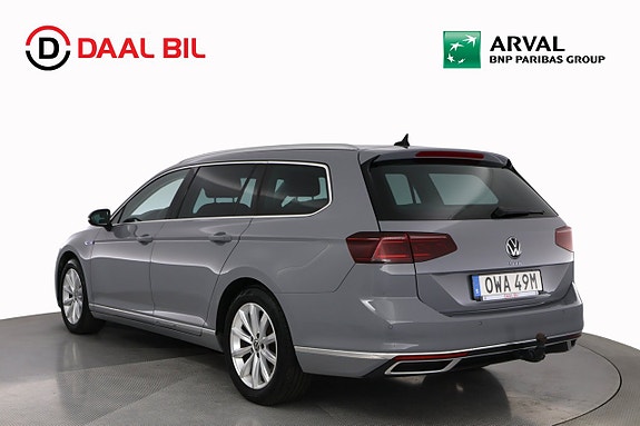 Volkswagen Passat 8 of 27