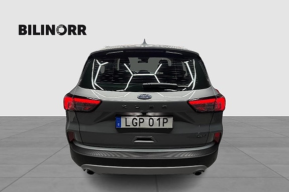 Ford Kuga 3 of 5