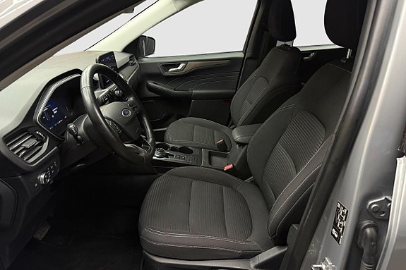 Ford Kuga 13 of 19