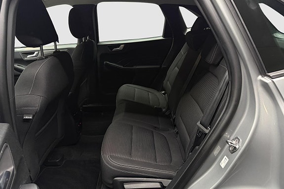 Ford Kuga 14 of 19