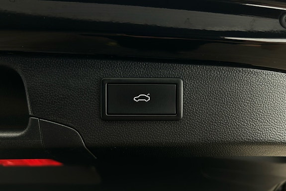 Volkswagen Passat 15 of 30