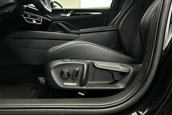 Volkswagen Passat 18 of 30