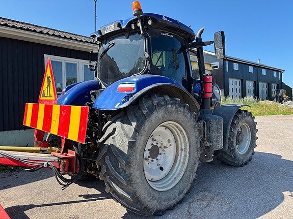 Traktor New Holland T7.210 Bluepower Autocommand 2018 3 of 5