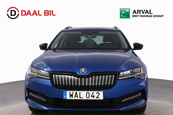 Skoda Superb 2 of 27