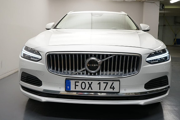 Volvo V90 15 of 17