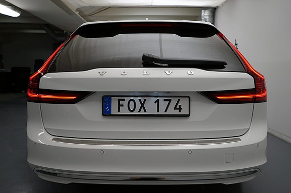 Volvo V90 14 of 17