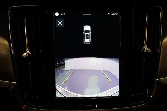Volvo V90 13 of 17