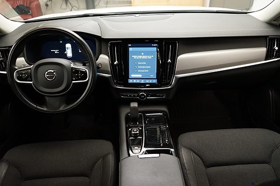 Volvo V90 5 of 17