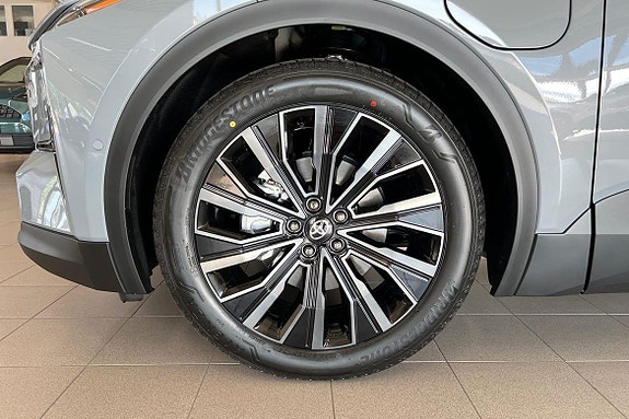 Toyota C-HR 15 of 21