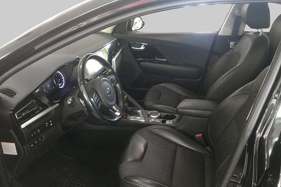 Kia Niro 8 of 12