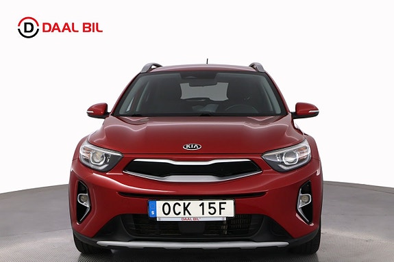 Kia Stonic 2 of 24