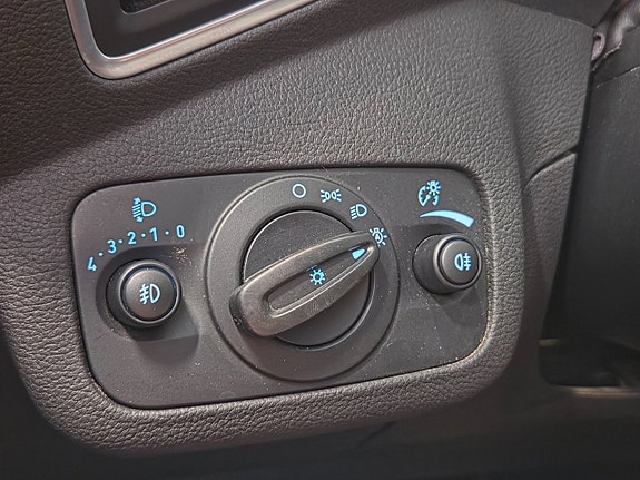Ford Kuga 10 of 22