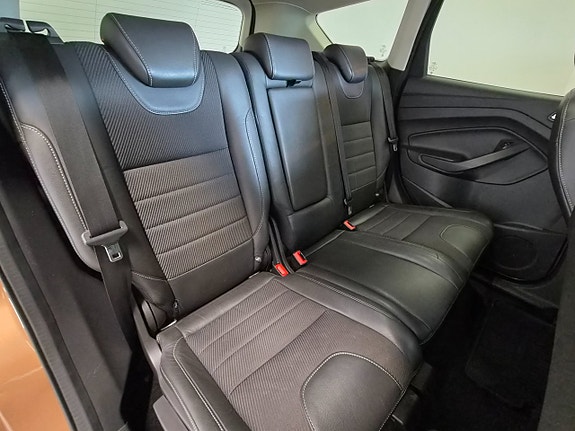 Ford Kuga 19 of 22
