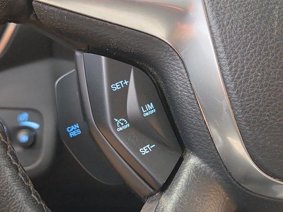 Ford Kuga 11 of 22