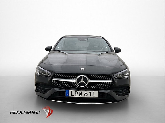 Mercedes-Benz CLA200 2 of 5