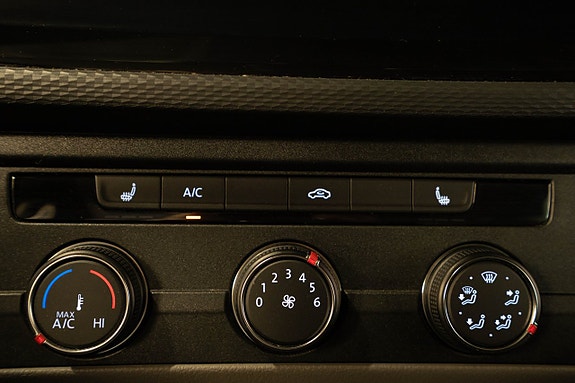Volkswagen Transporter 22 of 22
