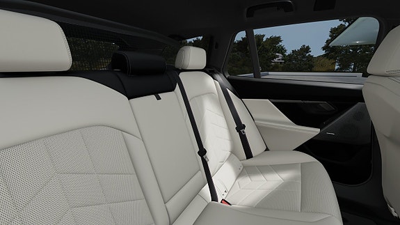 BMW 530e 11 of 13