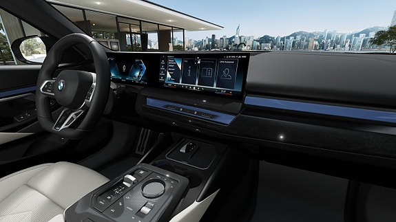 BMW 530e 13 of 13