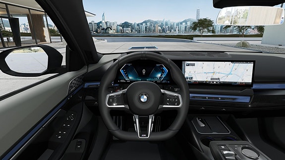 BMW 530e 12 of 13