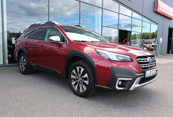 Subaru Outback 3 of 5