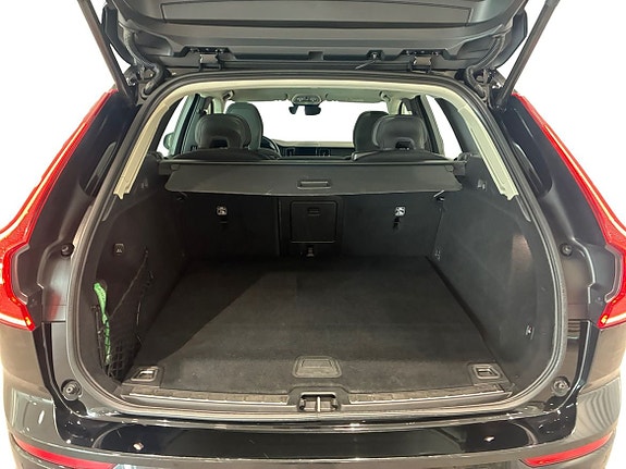 Volvo XC60 15 of 16