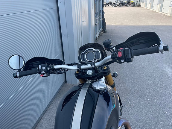 Triumph Scrambler 1200 XE *Sommarkampanj* 8 of 8