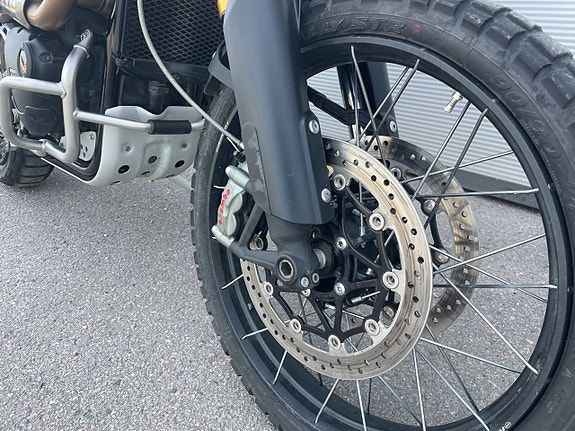 Triumph Scrambler 1200 XE *Sommarkampanj* 7 of 8