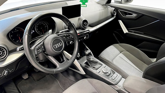 Audi Q2 7 of 12