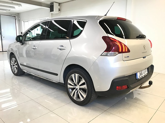 Peugeot 3008 3 of 5