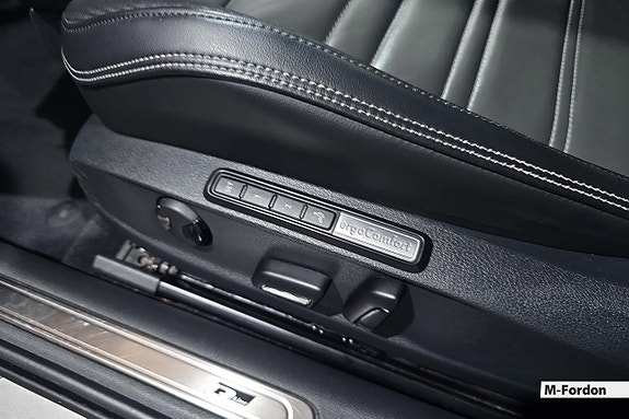 Volkswagen Passat 21 of 22